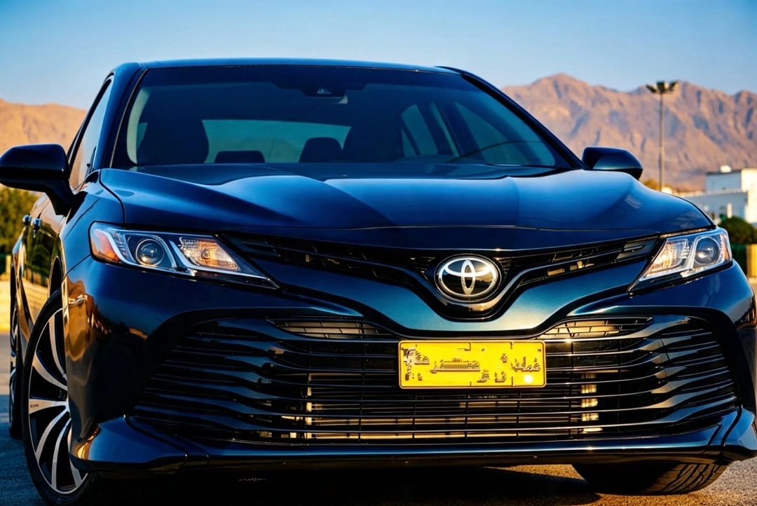 Car Image 2018 TOYOTA CAMRY LE