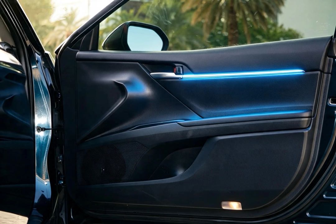 Car Image 2018 TOYOTA CAMRY LE