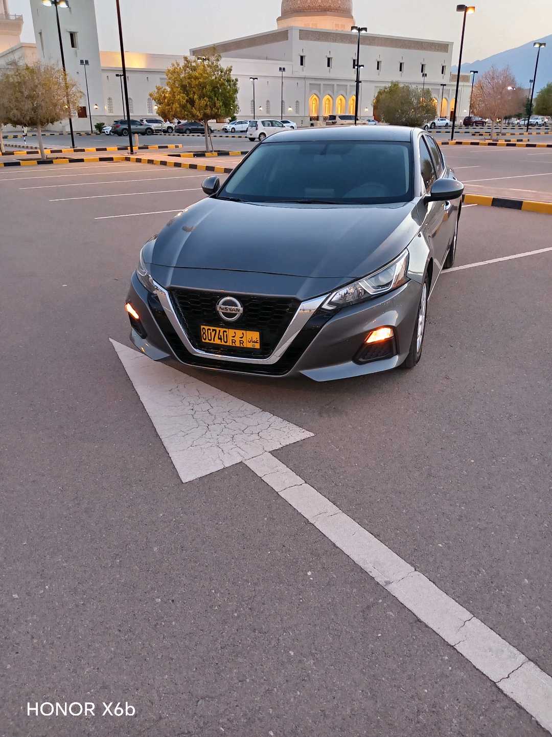 Car Image 2019 NISSAN ALTIMA SL
