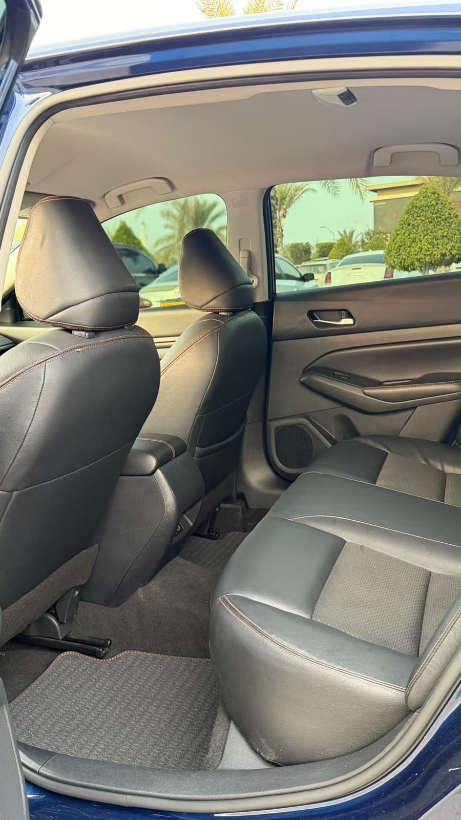 Car Image 2022 NISSAN ALTIMA SR