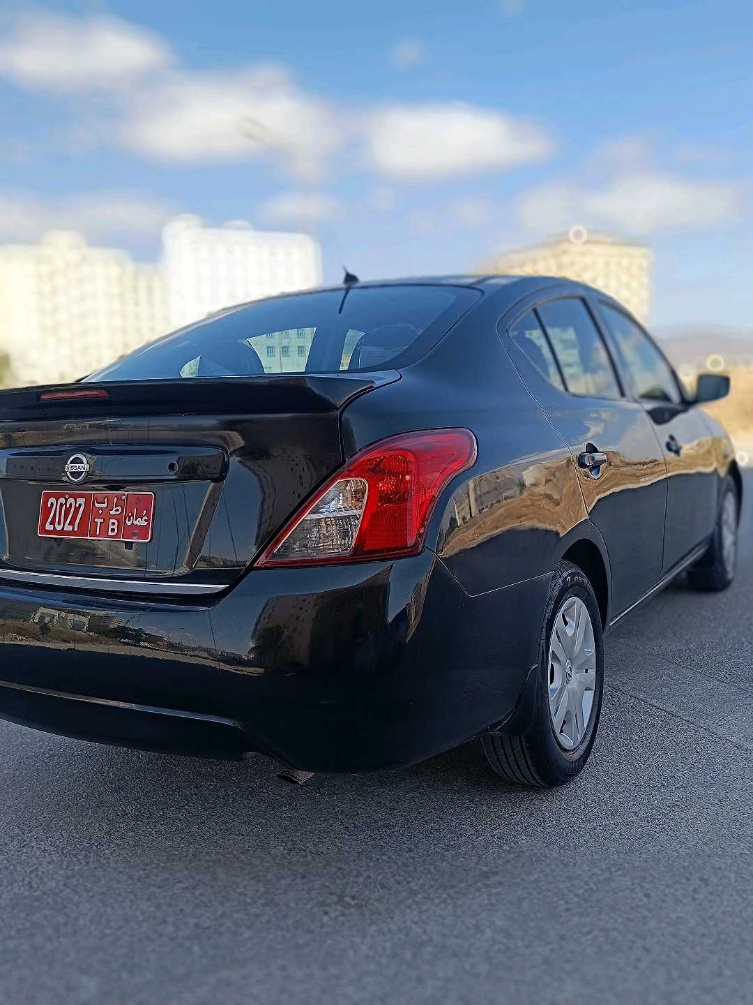 NISSAN SUNNY 2019