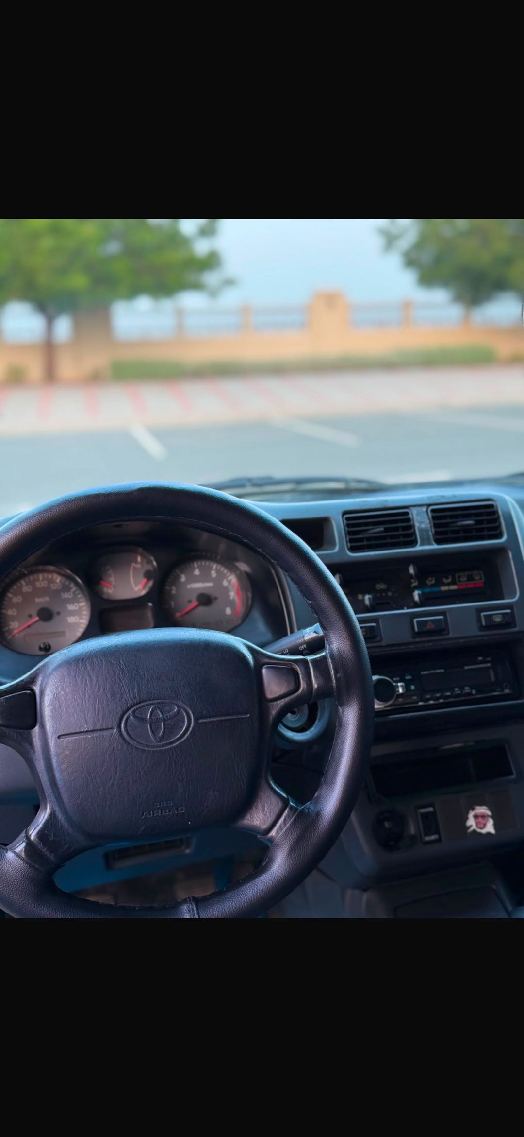Car Image 1999 TOYOTA RAV4 Base