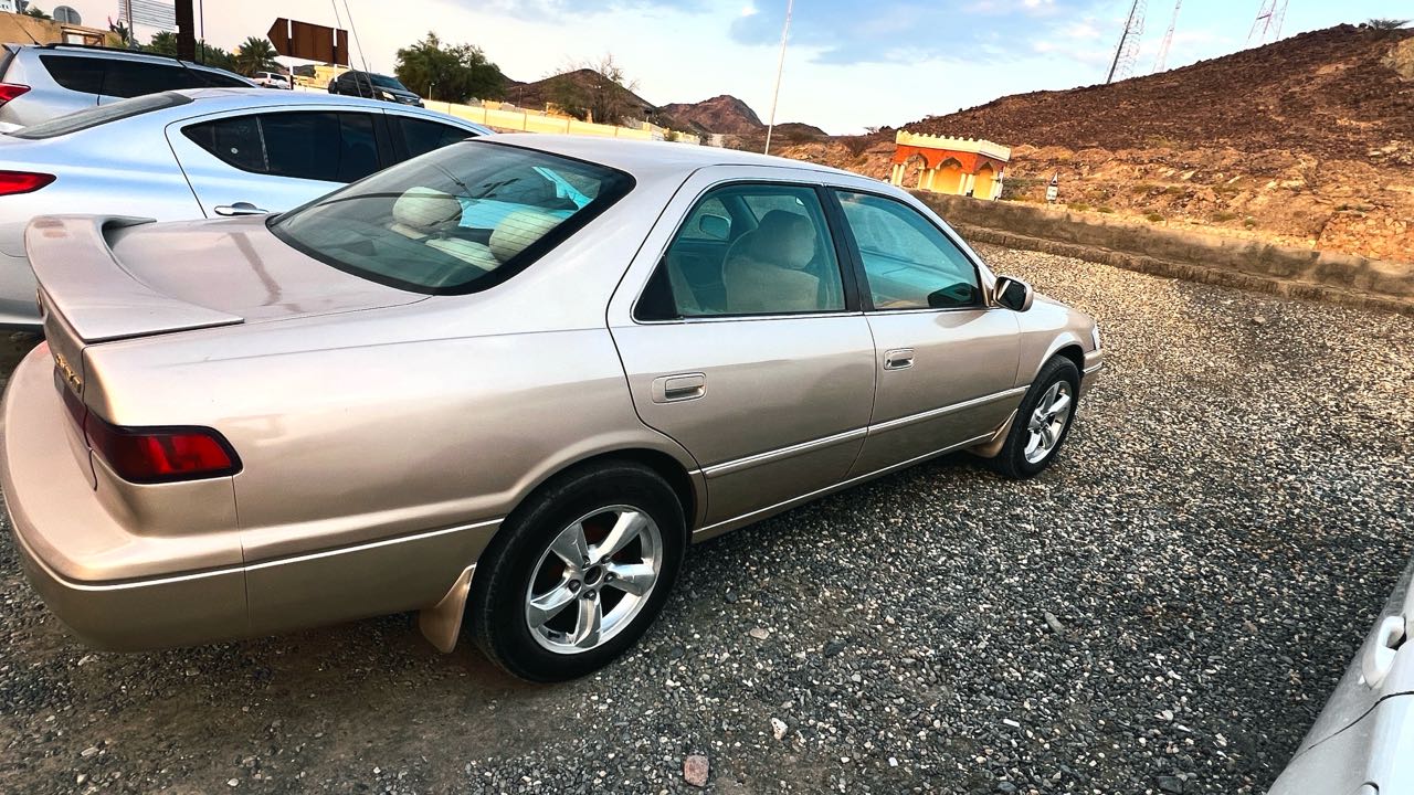 Car Image 1998 TOYOTA COROLLA XLI