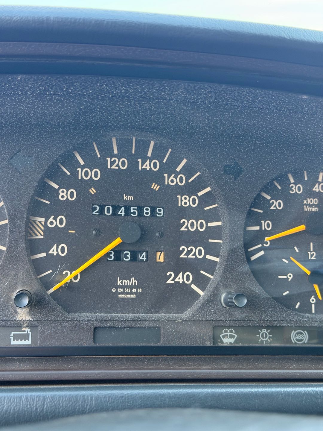 Car Image 1992 MERCEDES E Class 250