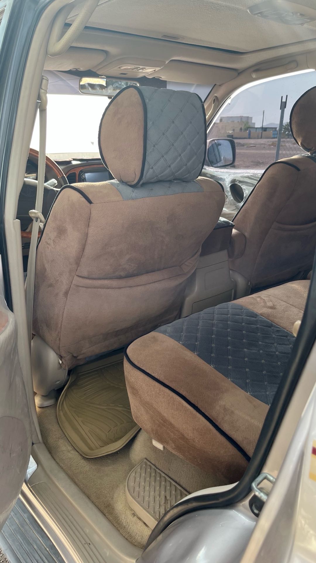 Car Image 1999 TOYOTA LAND CRUISER 