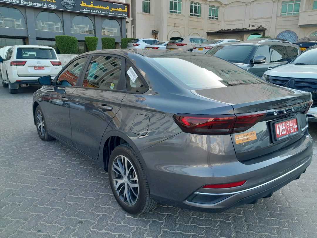 GEELY EMGRAND 2025