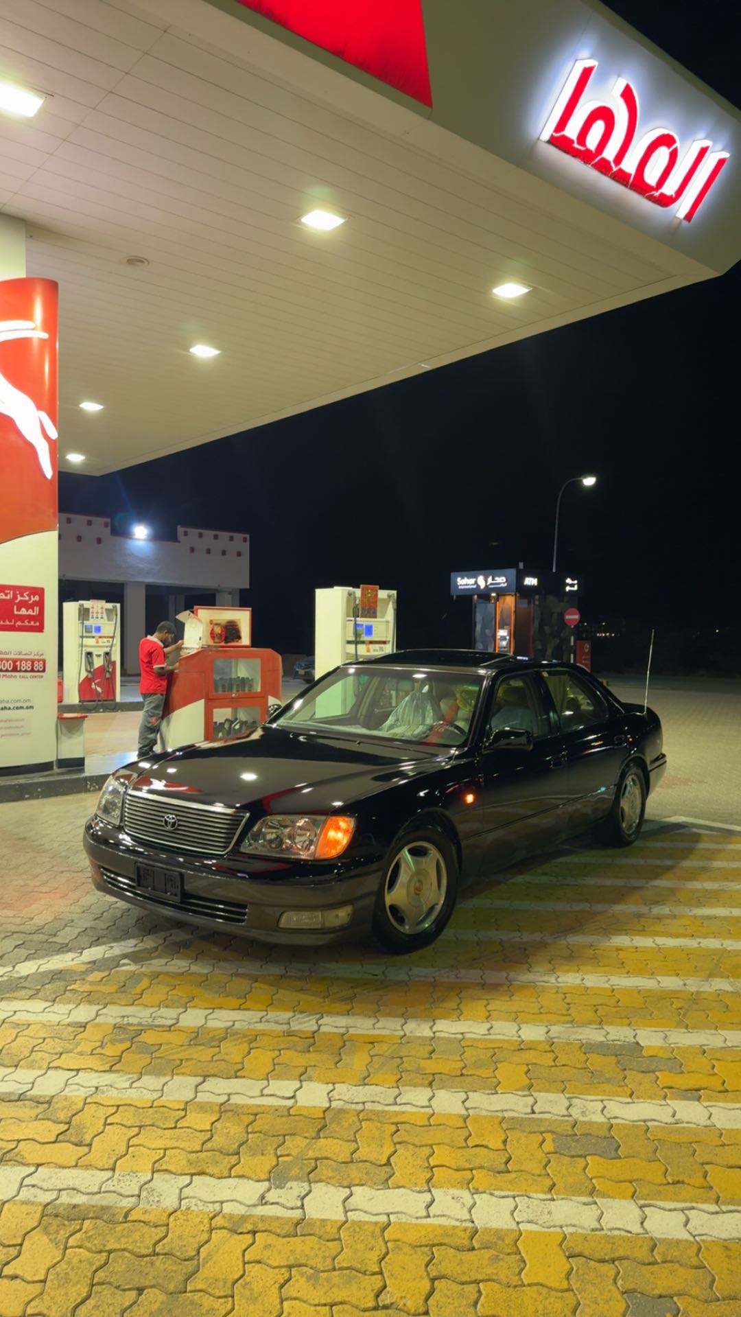 Car Image 1998 LEXUS LS 