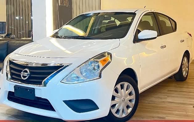 NISSAN VERSA 2018