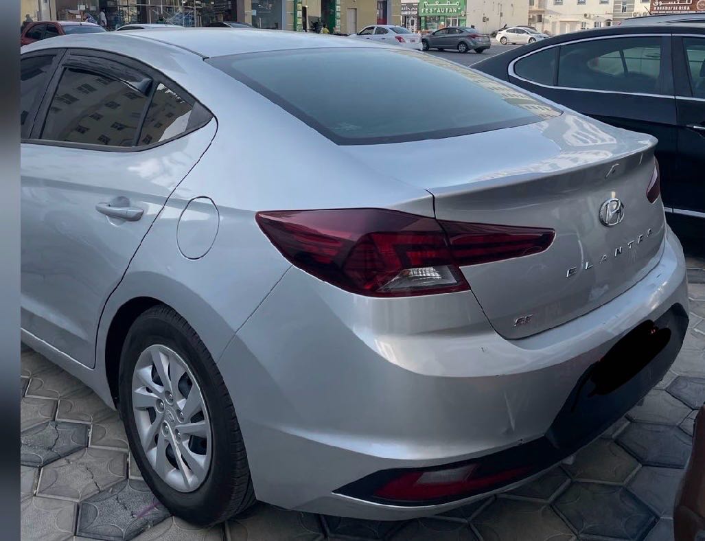 HYUNDAI ELANTRA 2019