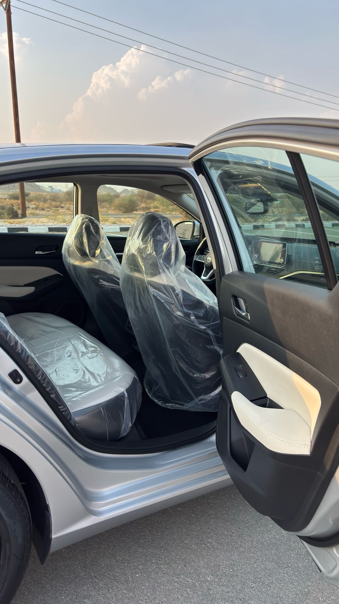 Car Image 2019 NISSAN ALTIMA SV