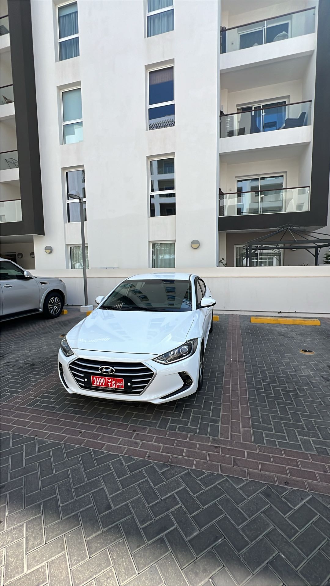 HYUNDAI ELANTRA 2019