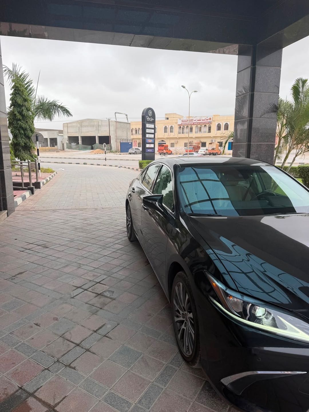Car Image 2019 LEXUS ES 350