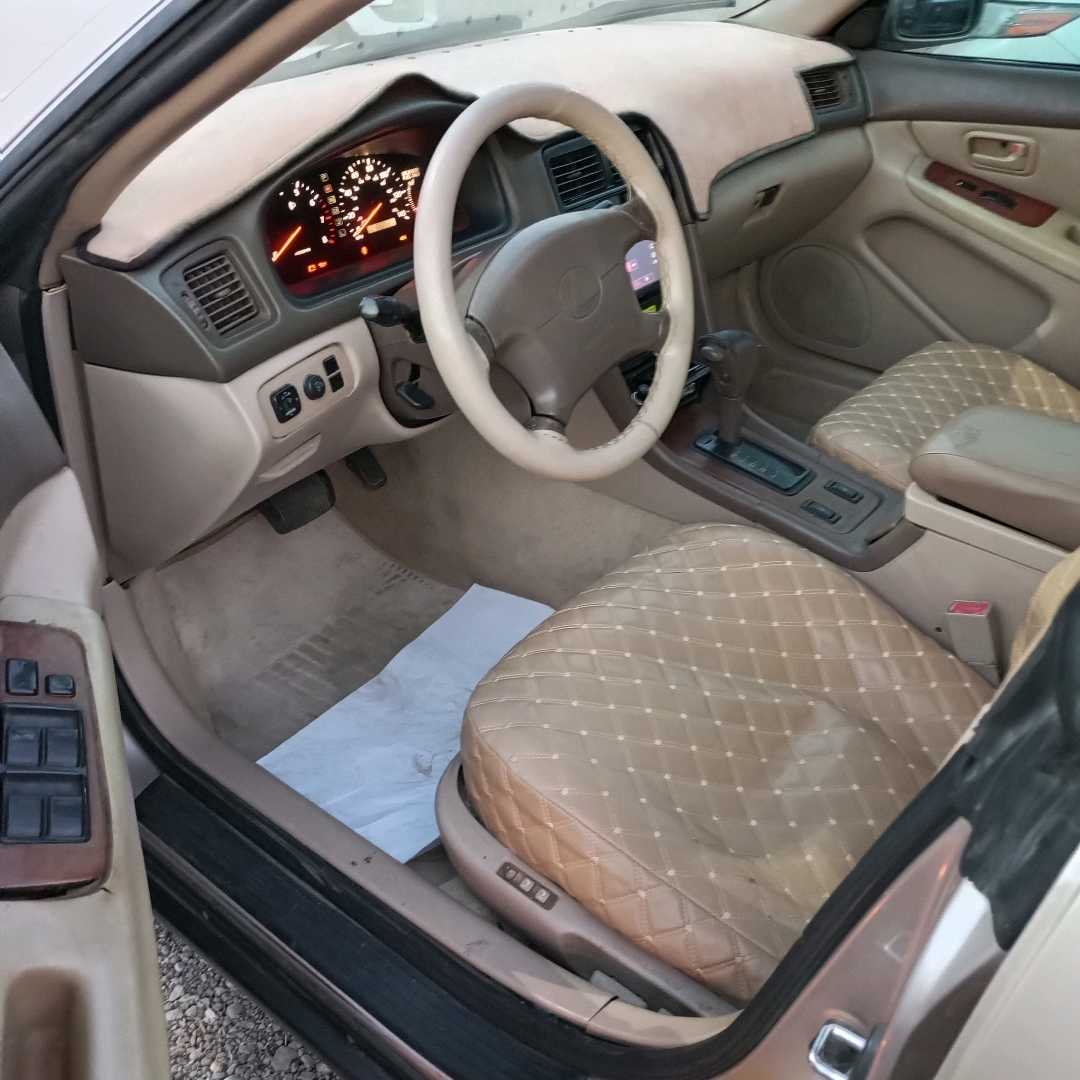 Car Image 1998 LEXUS ES 300
