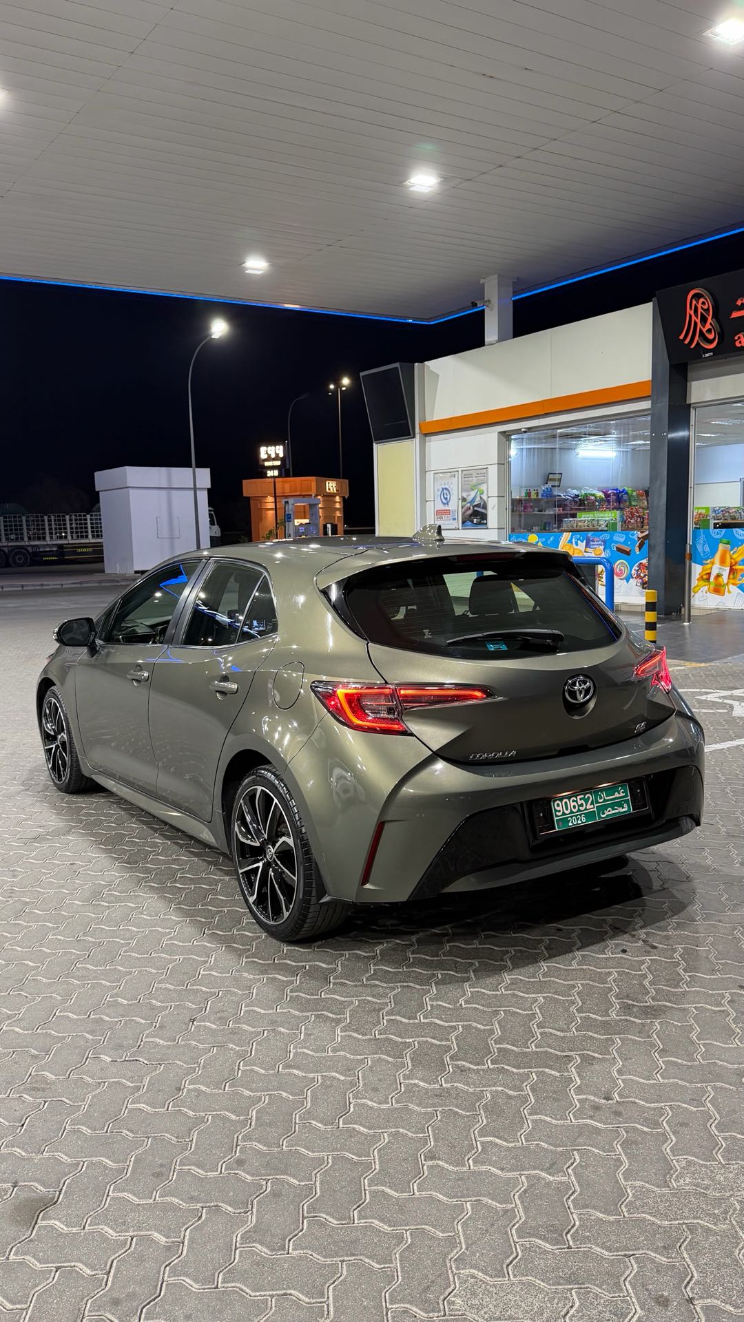 Car Image 2020 TOYOTA COROLLA Hatchback