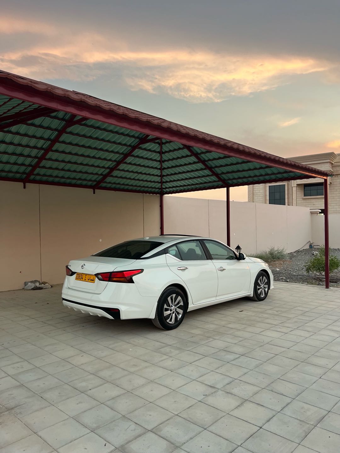 Car Image 2019 NISSAN ALTIMA SV
