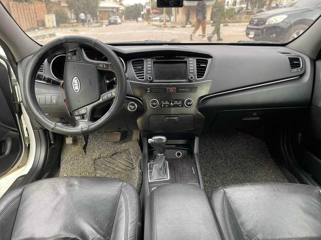 Car Image 2012 KIA CADENZA EX