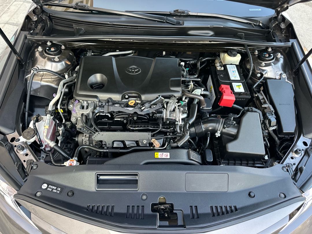 Car Image 2018 TOYOTA CAMRY LE