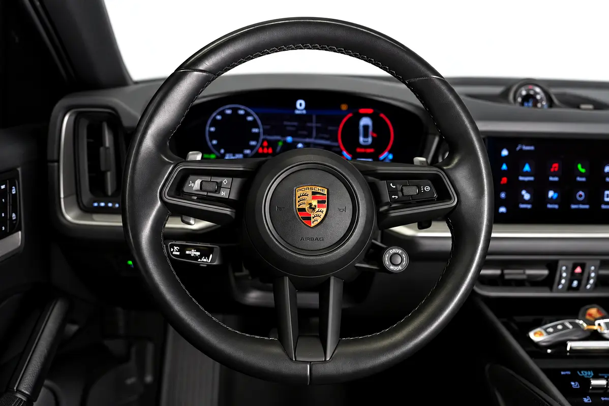 Car Image 2024 PORSCHE CAYENNE Coupe