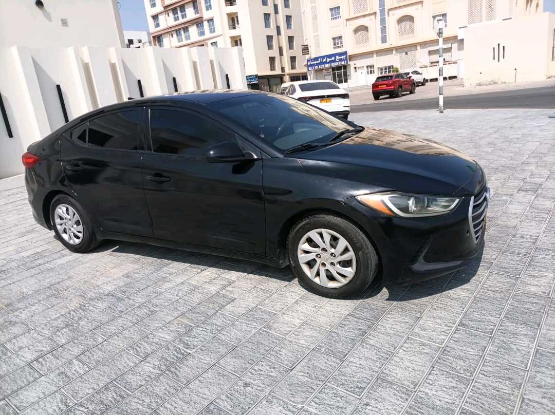 Car Image 2017 HYUNDAI ELANTRA SEL