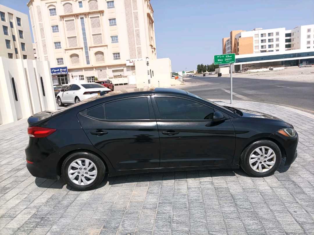 Car Image 2017 HYUNDAI ELANTRA SEL