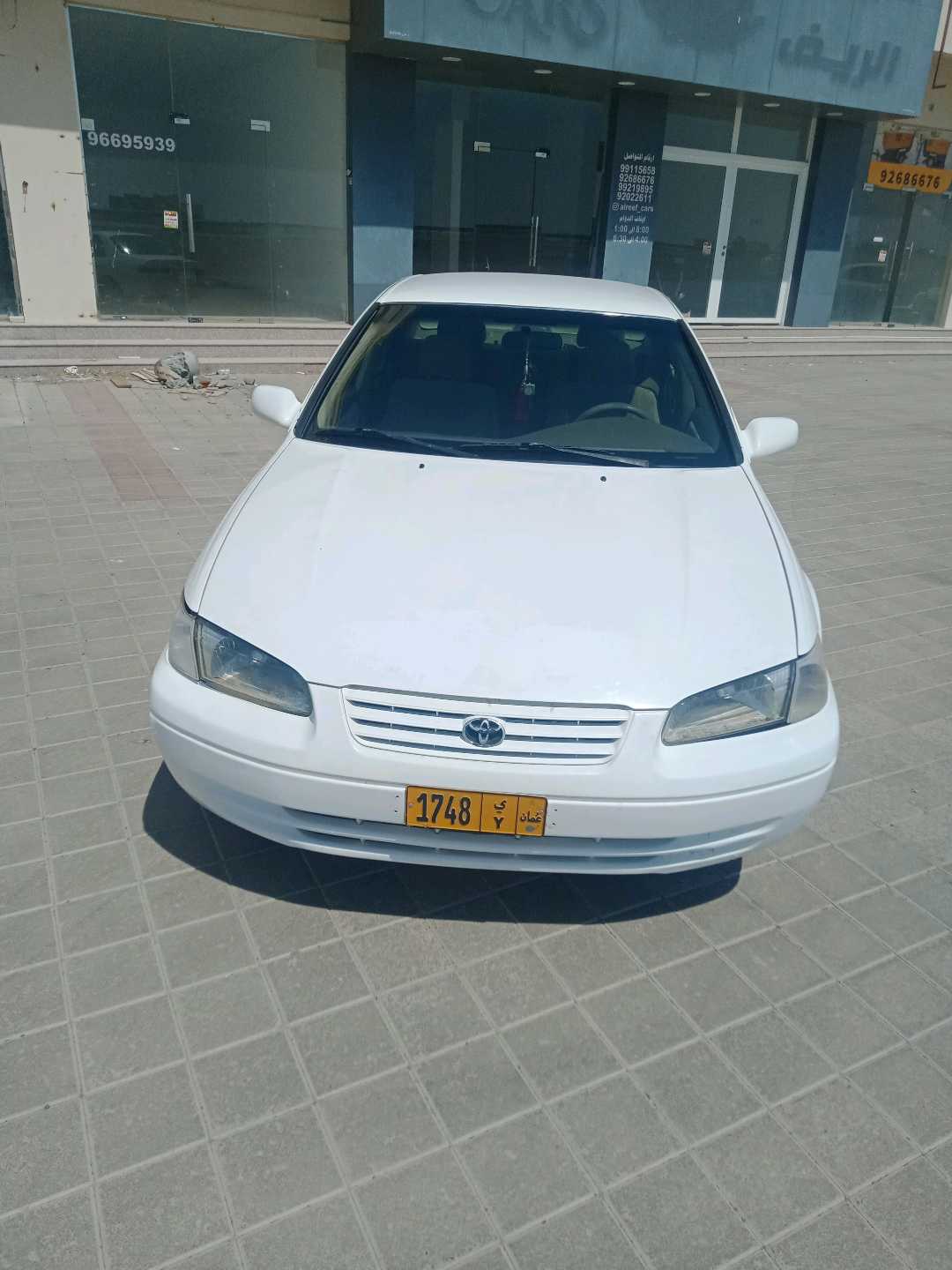 Car Image 1998 TOYOTA CAMRY SE