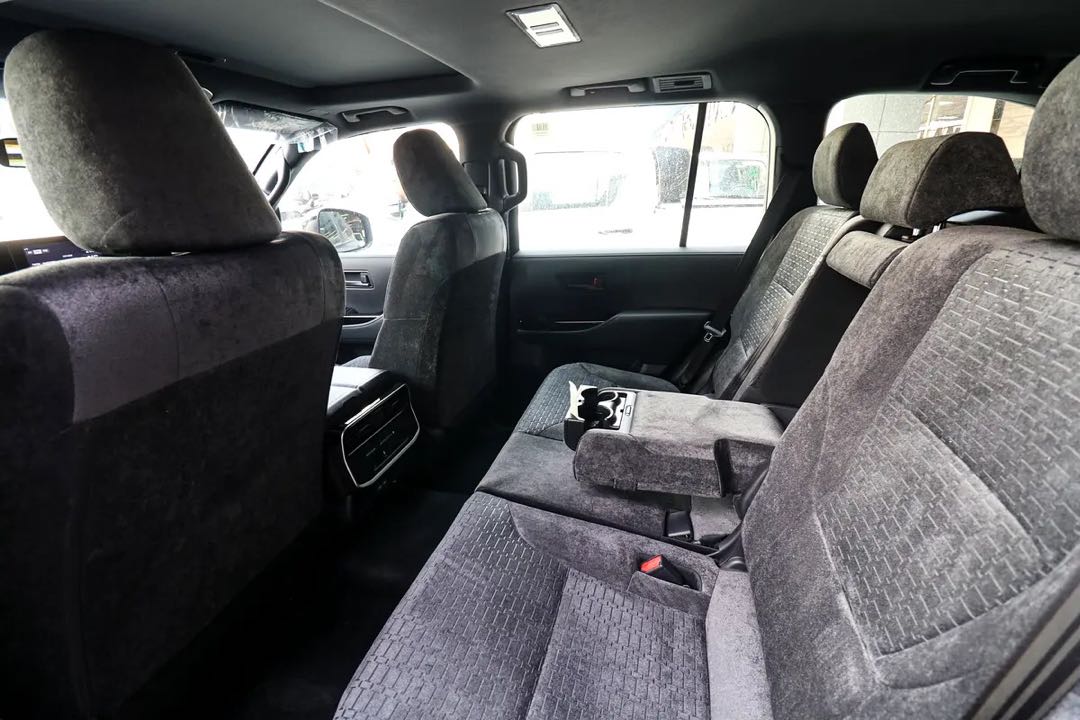 Car Image 2026 TOYOTA LAND CRUISER GX.R