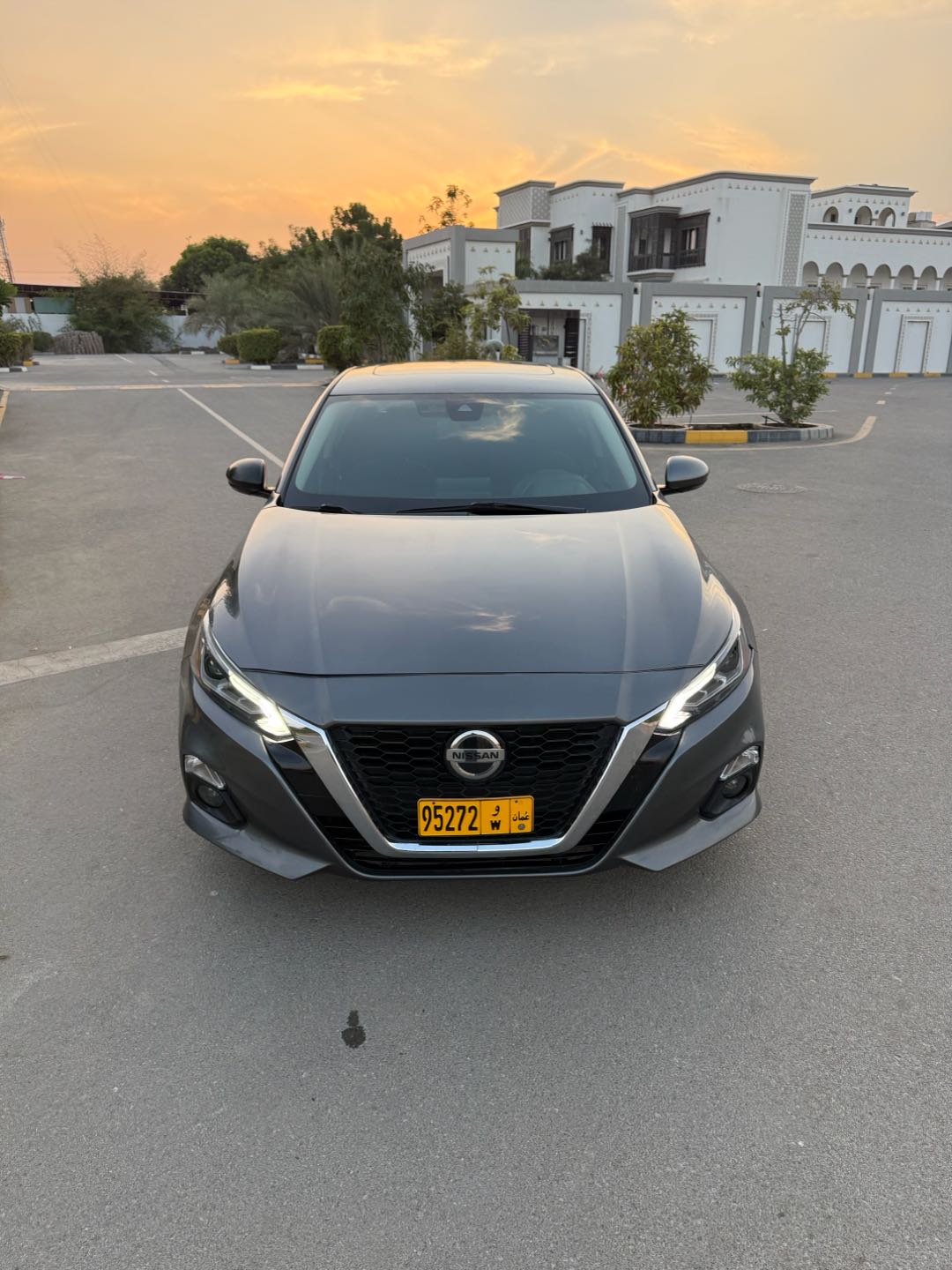 Car Image 2020 NISSAN ALTIMA SV