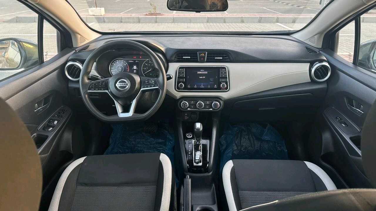 NISSAN VERSA 2023