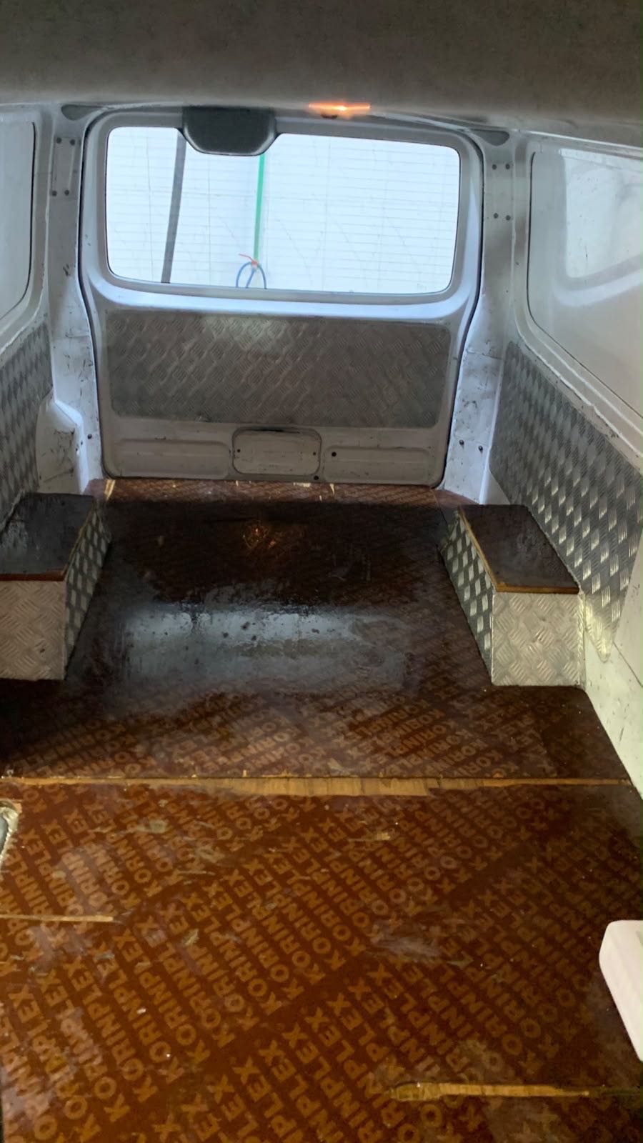 نيسان NV350 2018