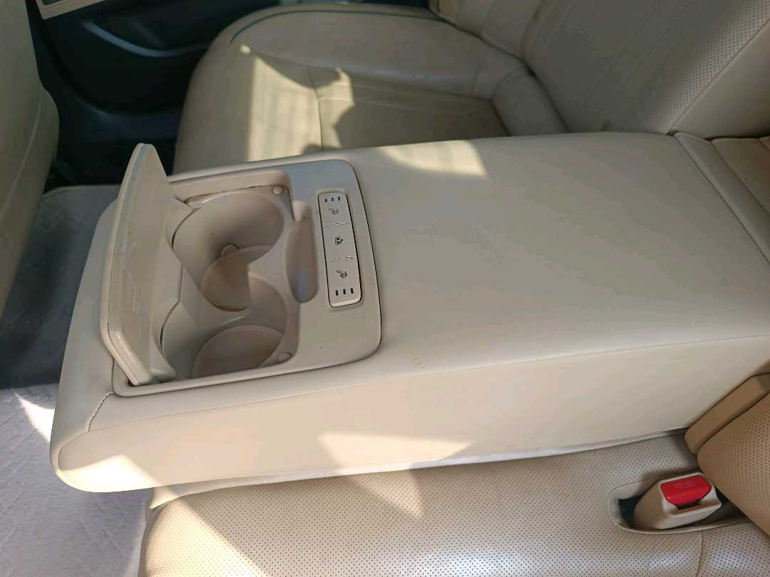 Car Image 2015 HYUNDAI GENESIS 3.8