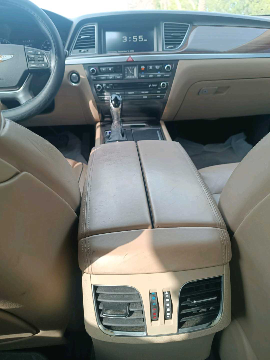 Car Image 2015 HYUNDAI GENESIS 3.8