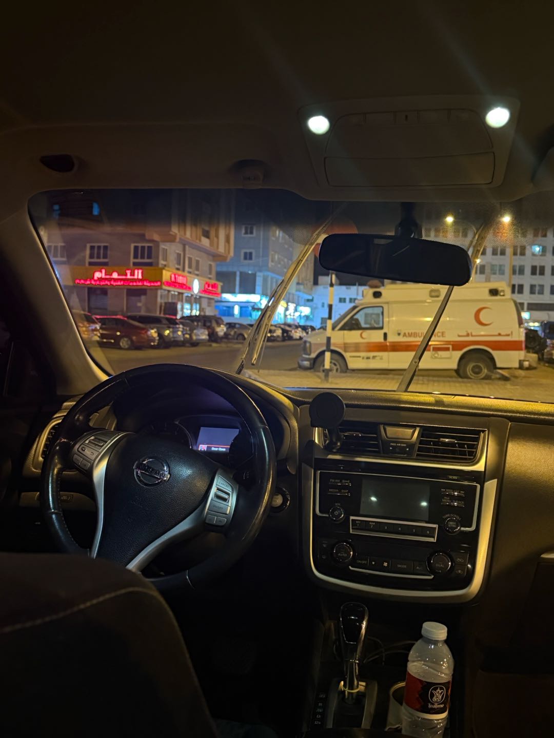 Car Image 2018 NISSAN ALTIMA SV