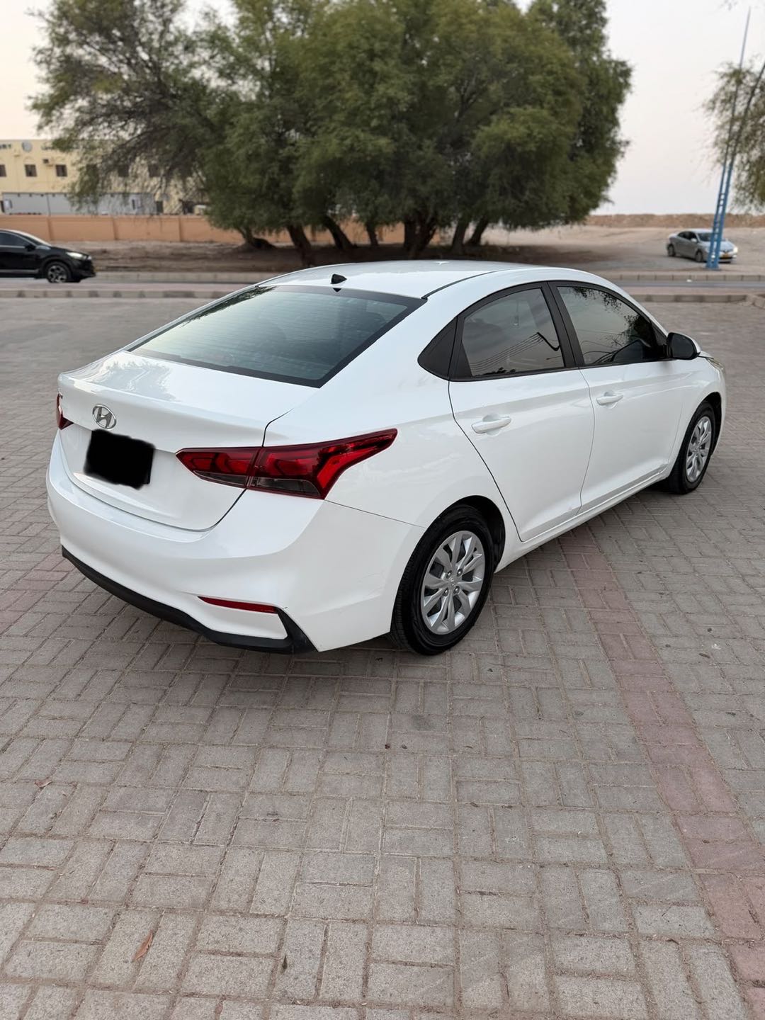 Car Image 2022 HYUNDAI ACCENT SEL