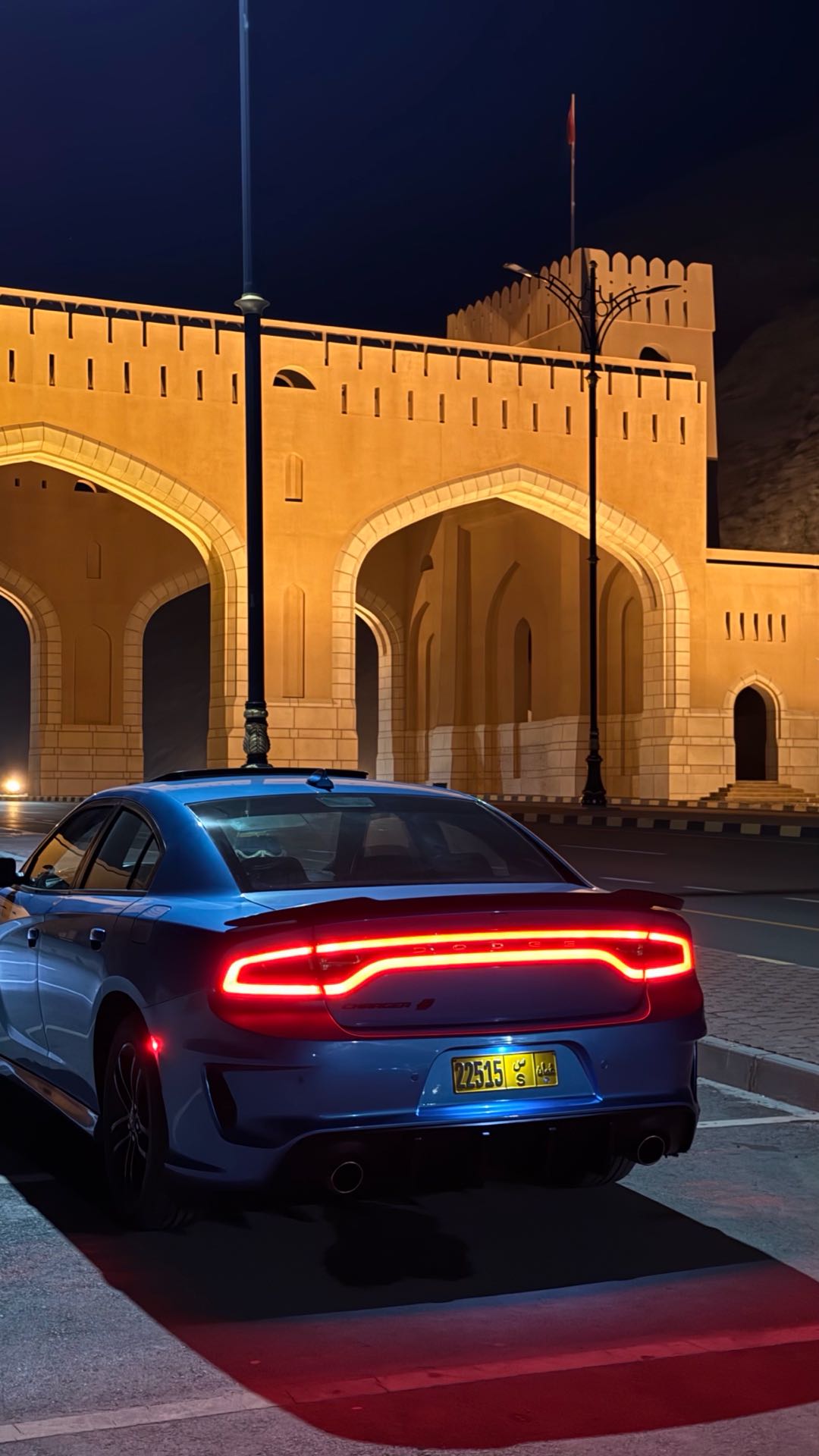 Car Image 2019 DODGE CHARGER GT