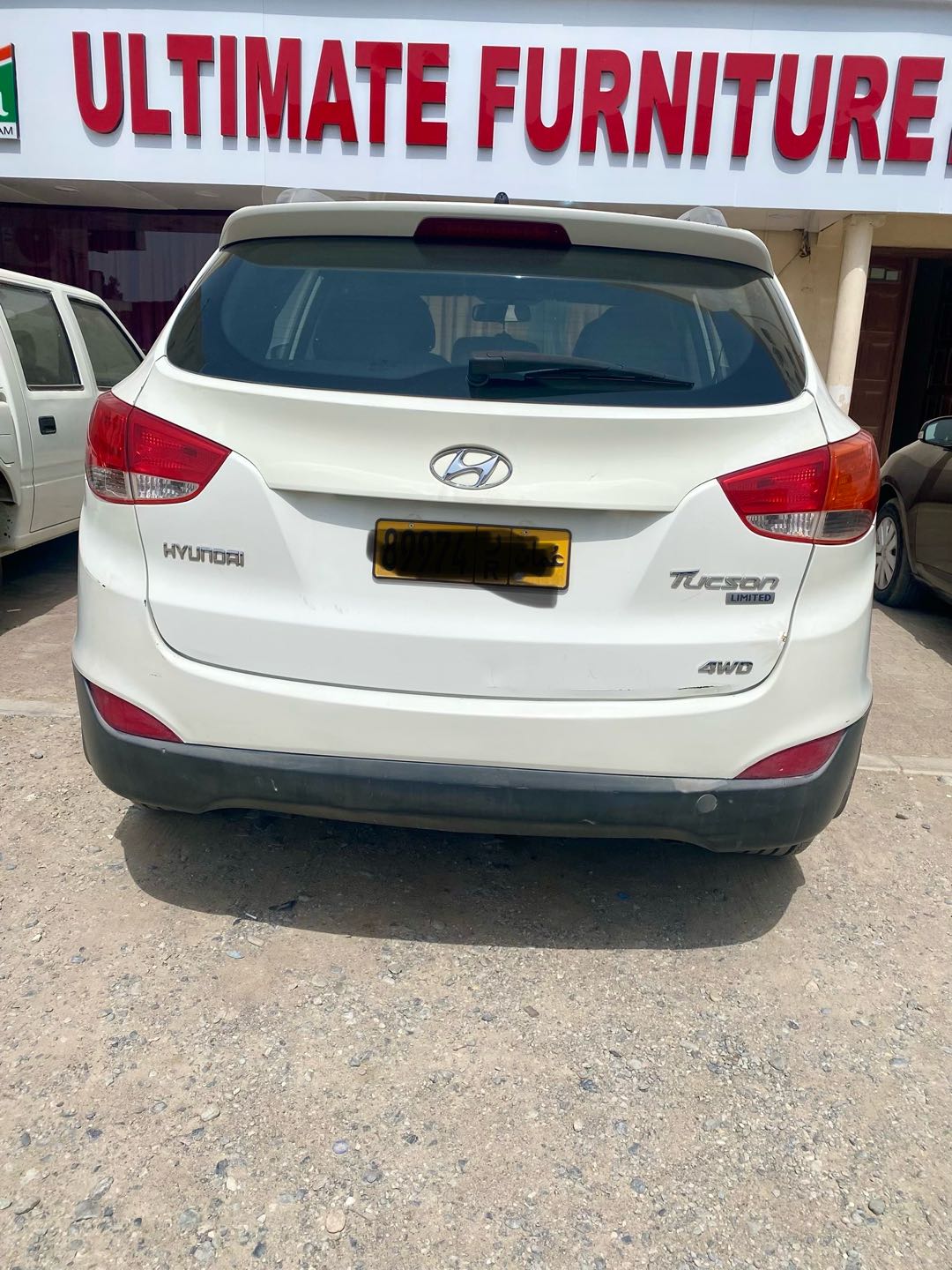 Car Image 2013 HYUNDAI TUCSON GL