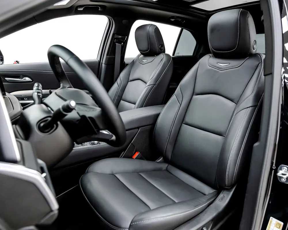 Car Image 2025 CADILLAC XT4 Premium Luxury
