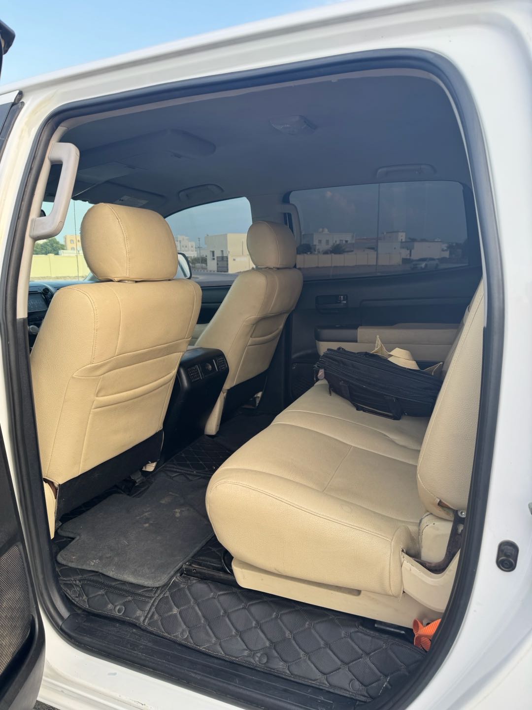 Car Image 2012 TOYOTA TUNDRA SR5