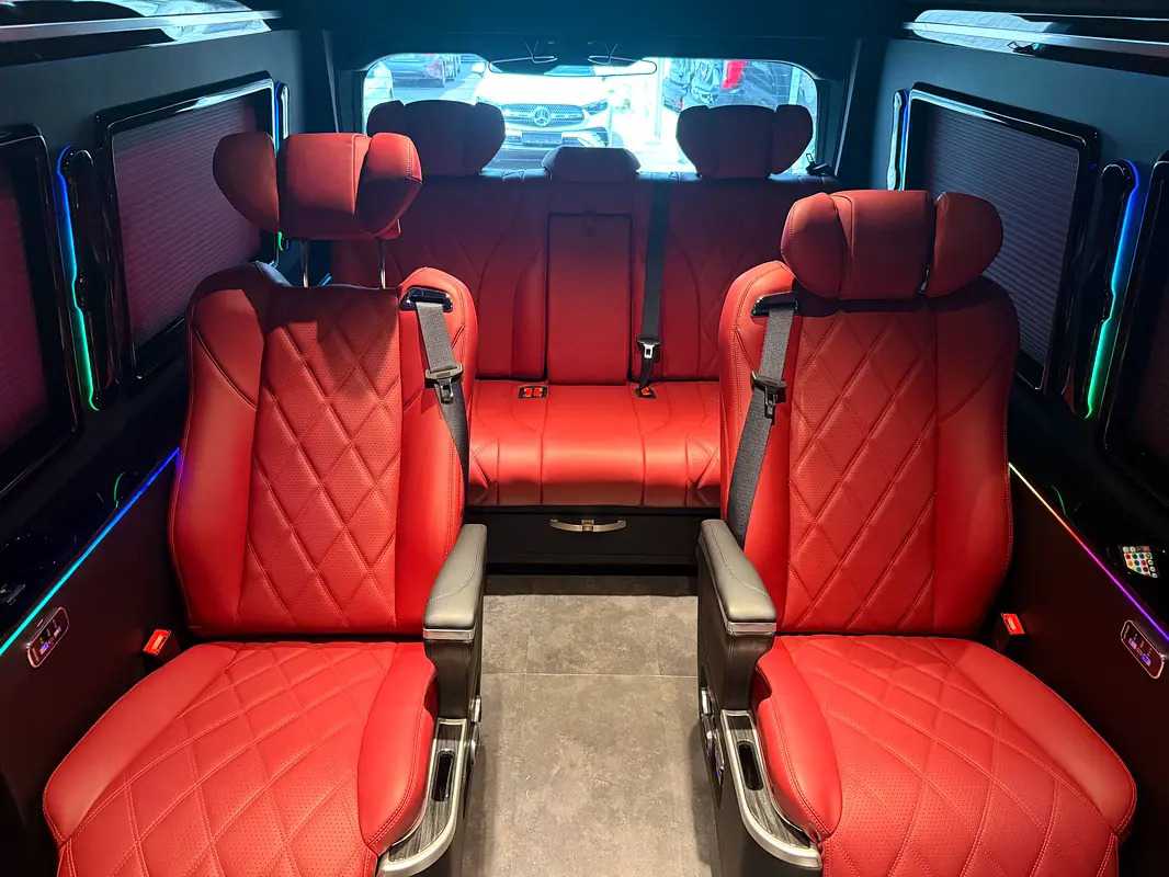 Car Image 2025 TOYOTA Hiace Standard