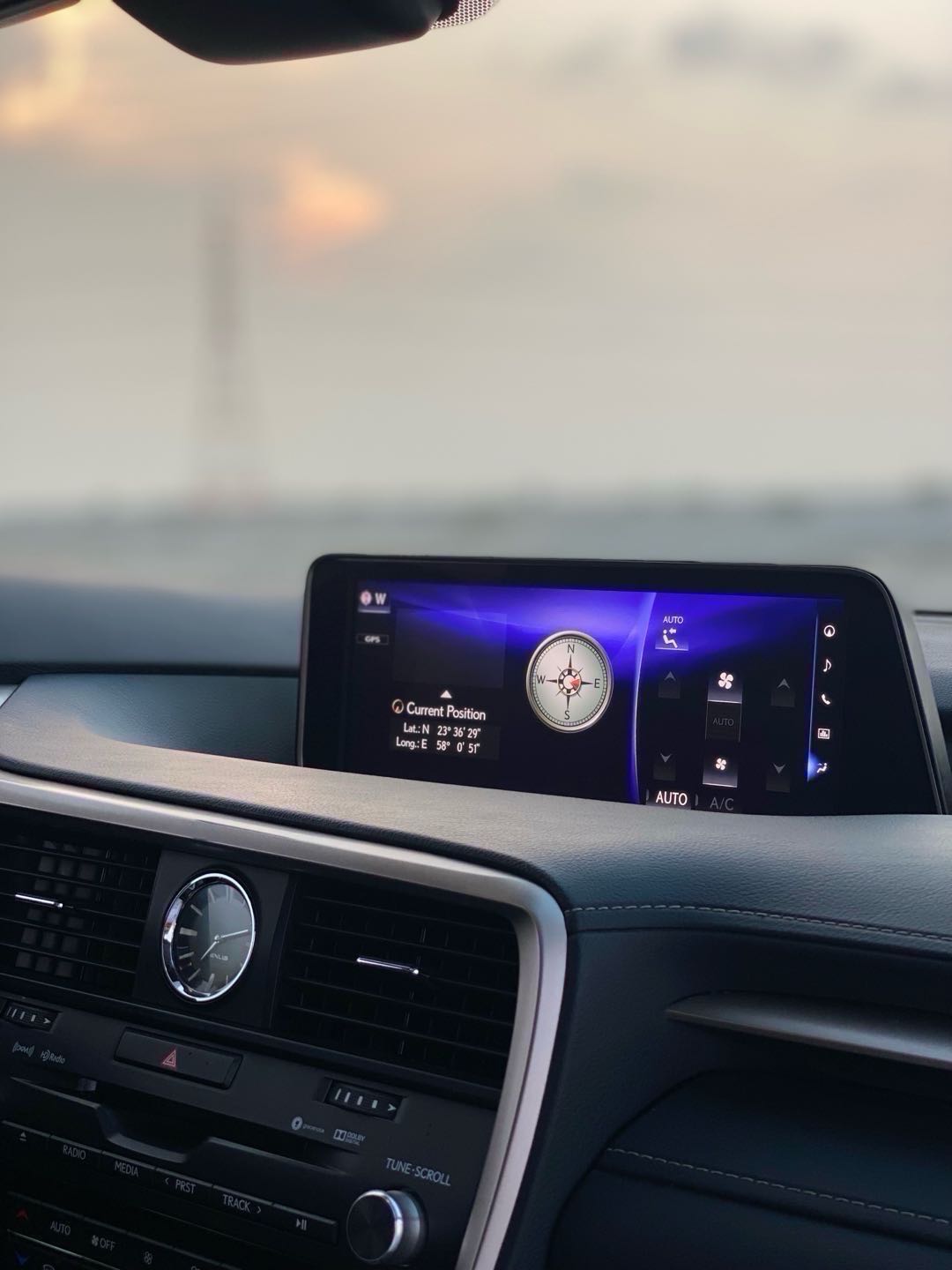 Car Image 2019 LEXUS RX 350