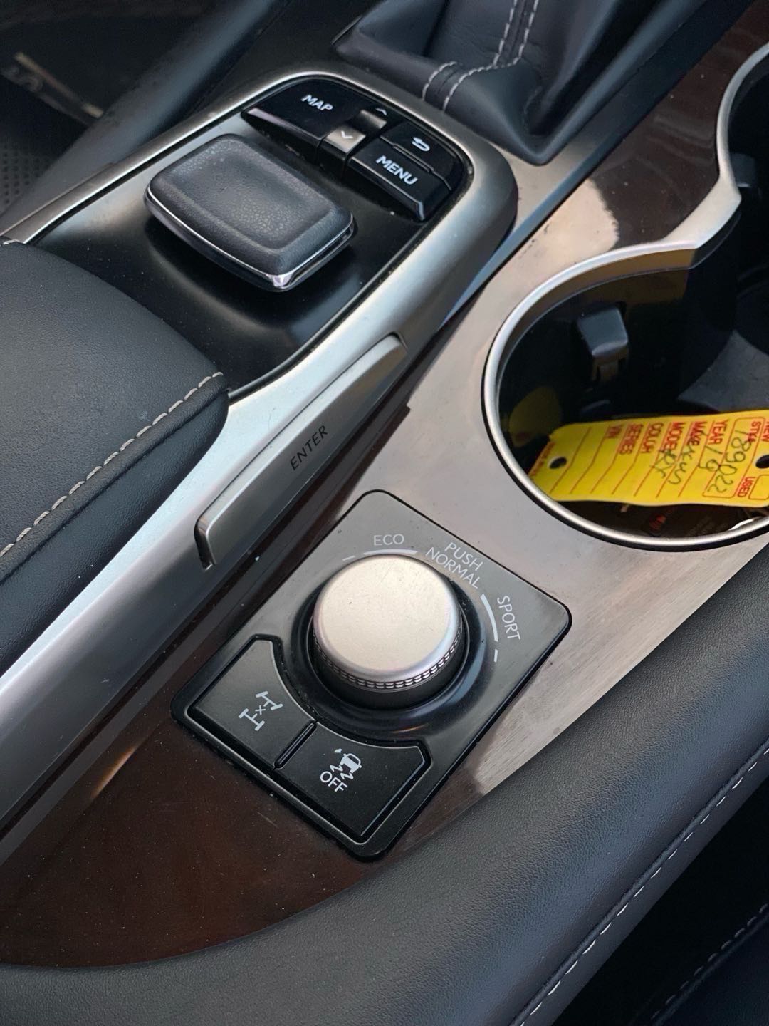 Car Image 2019 LEXUS RX 350