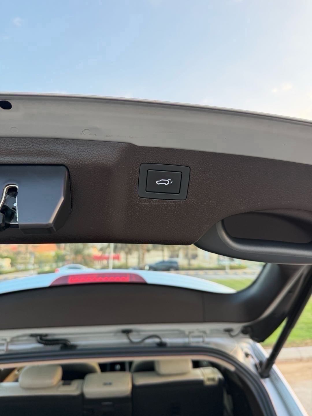 Car Image 2016 HYUNDAI SANTA FE Limited