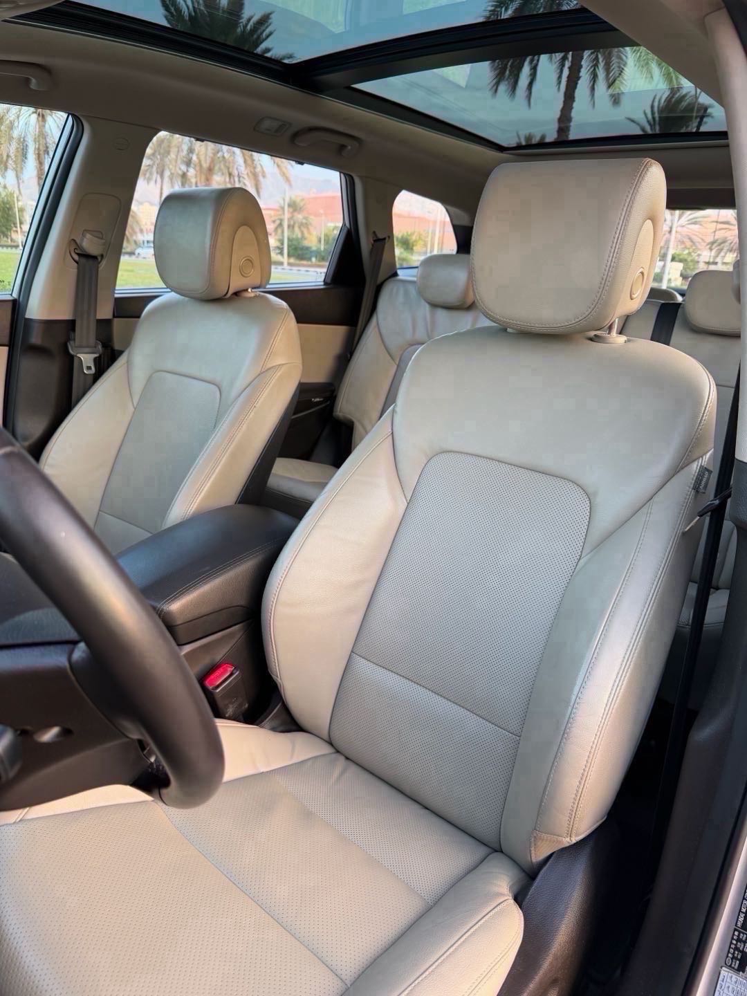Car Image 2016 HYUNDAI SANTA FE Limited