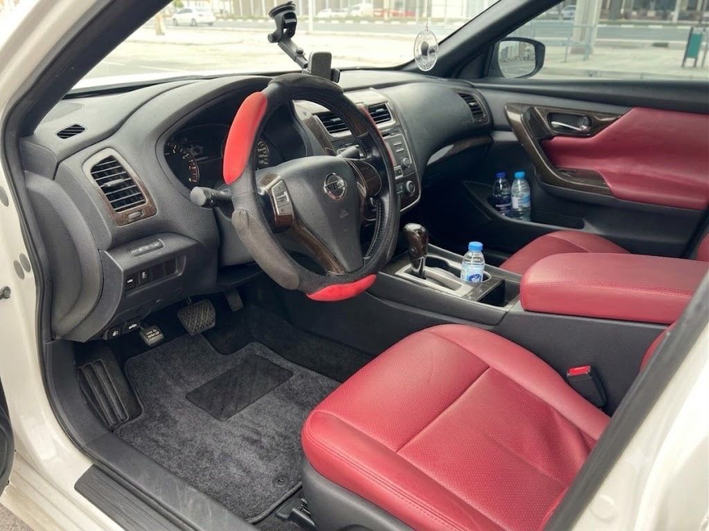 Car Image 2017 NISSAN ALTIMA S