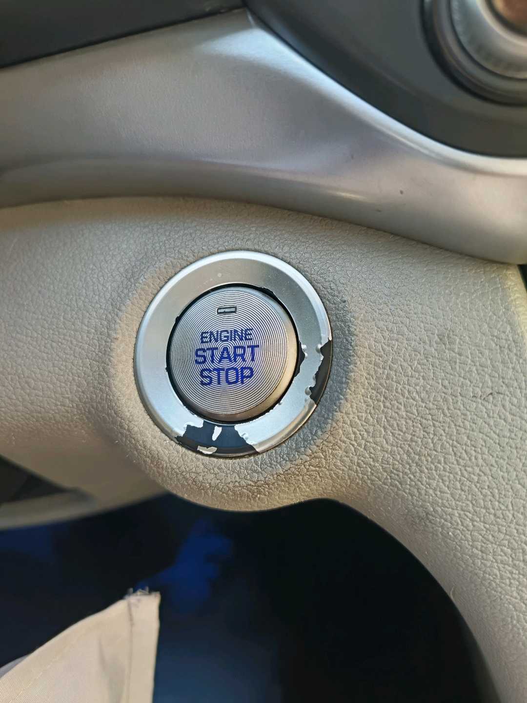 Car Image 2019 HYUNDAI ELANTRA SEL