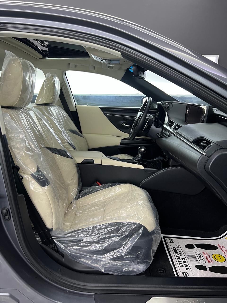 Car Image 2020 LEXUS ES 350