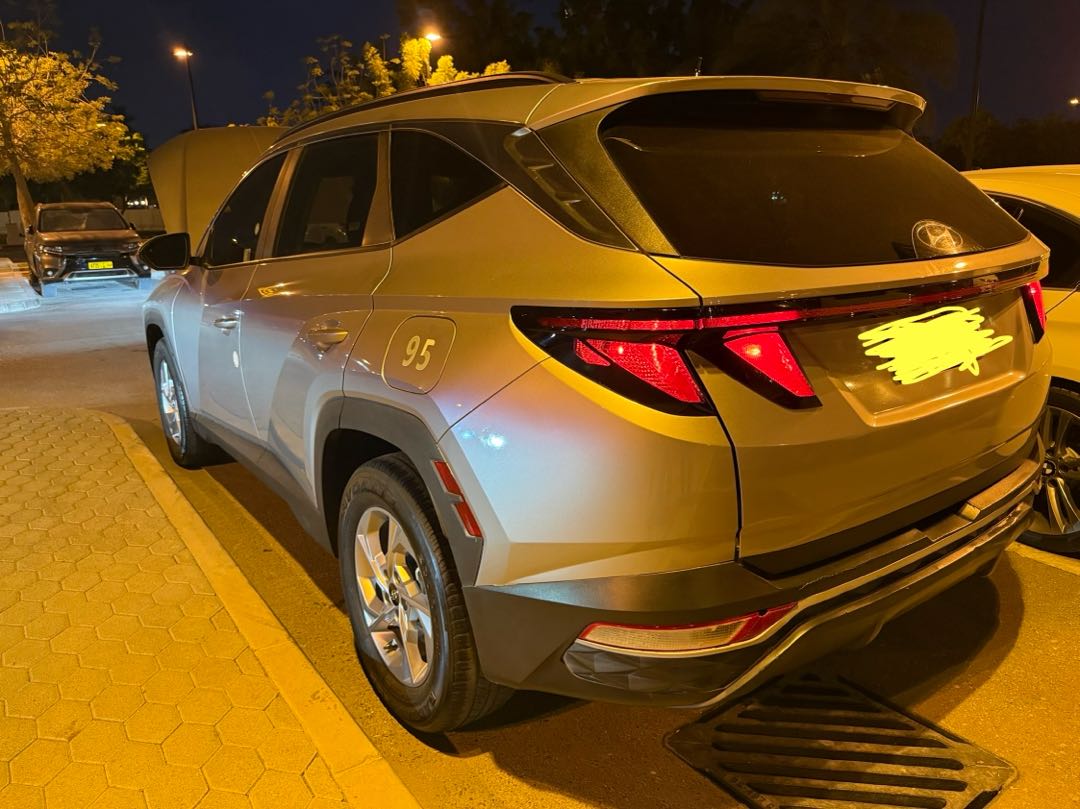Car Image 2024 HYUNDAI TUCSON SE
