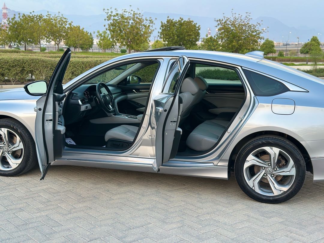 Car Image 2019 HONDA ACCORD EXL