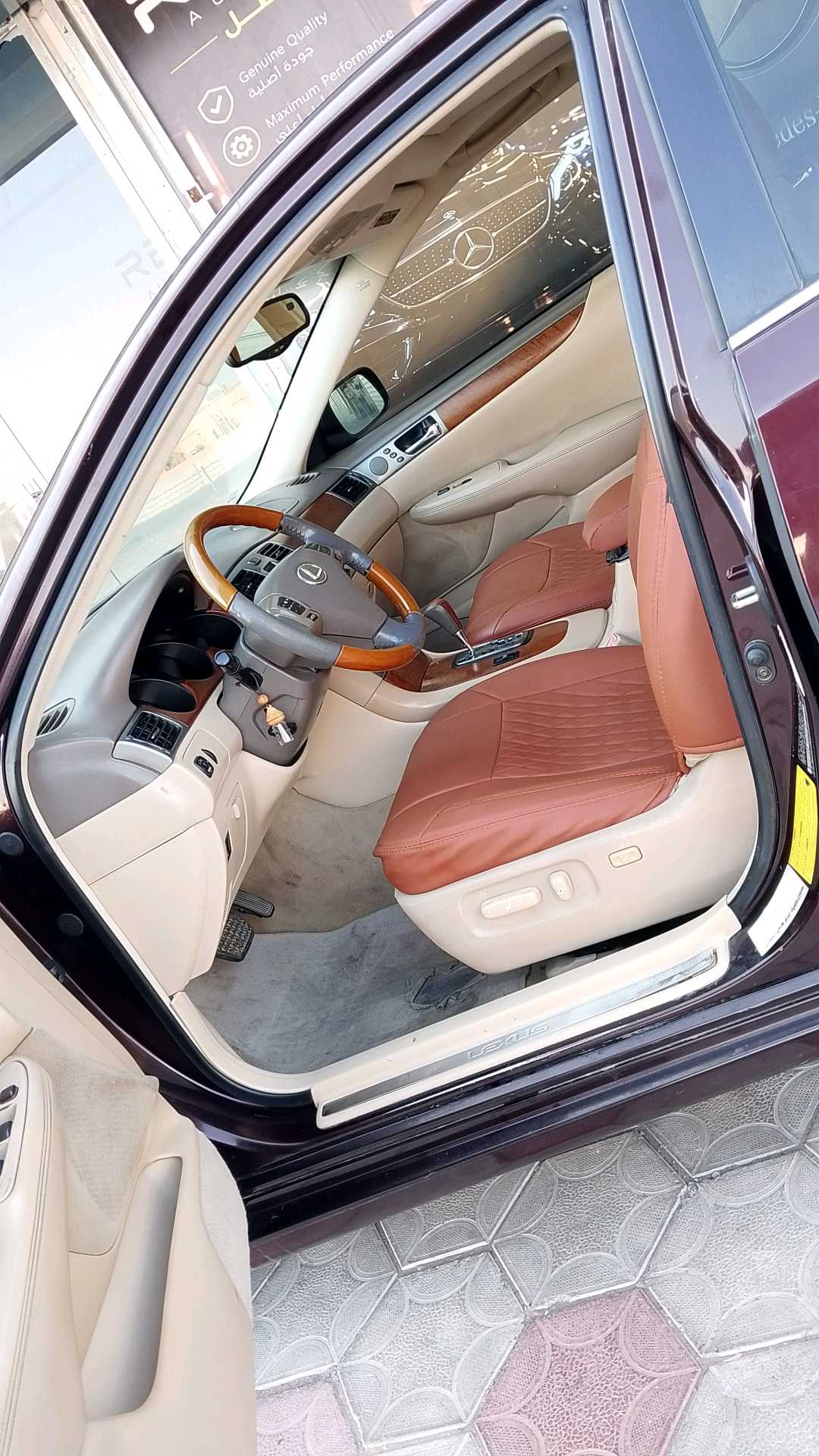 Car Image 2005 LEXUS ES 330