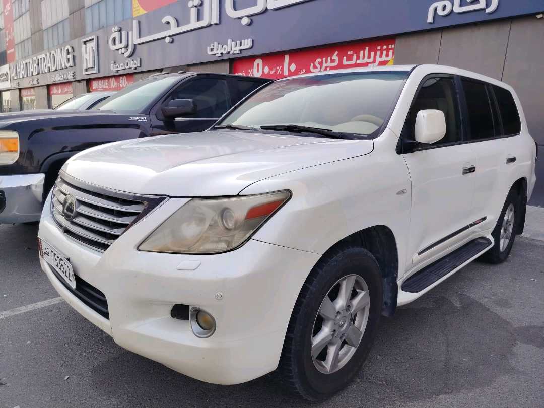 Car Image 2009 LEXUS LX 570 Luxury