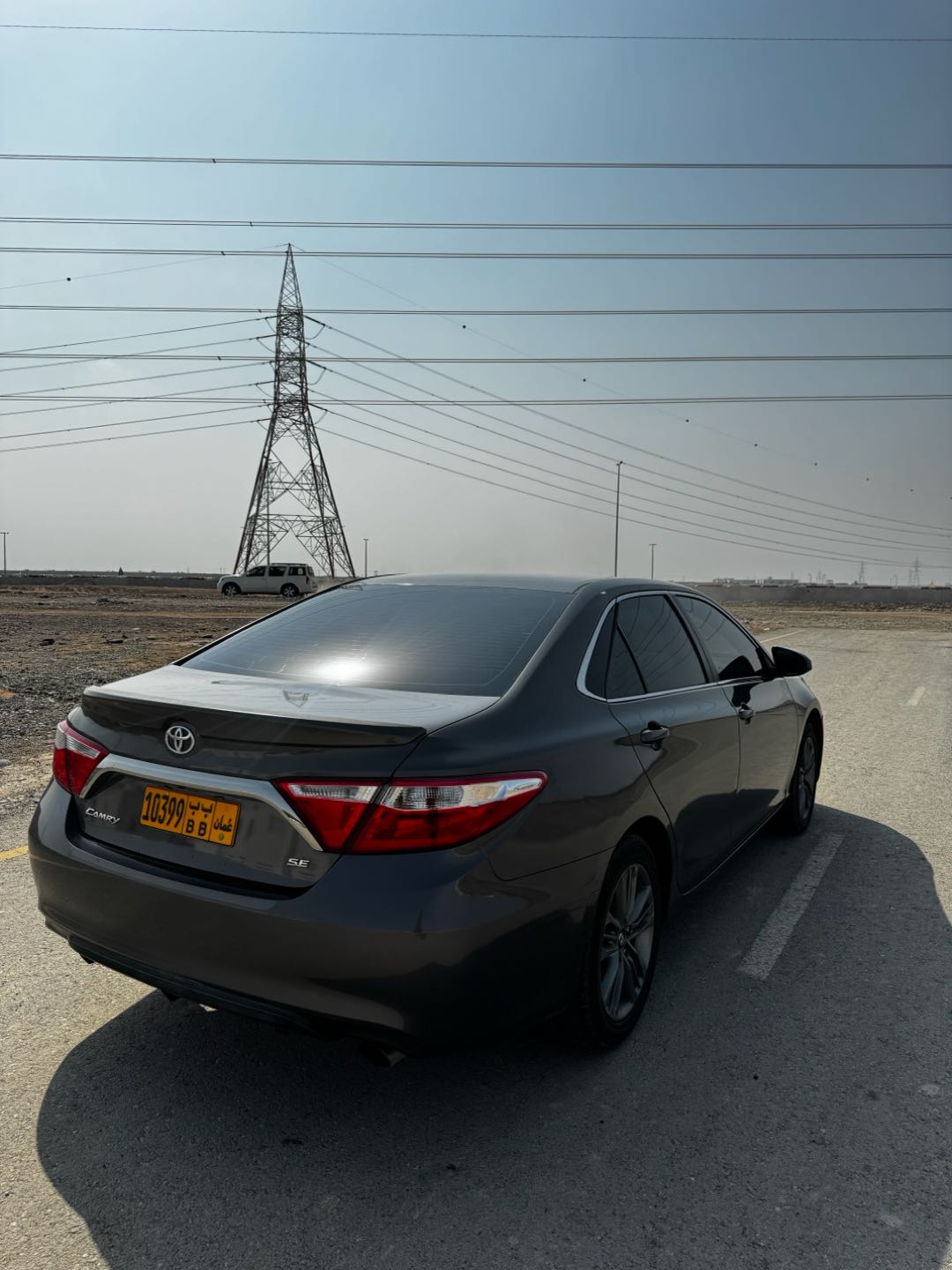 Car Image 2017 TOYOTA CAMRY SE
